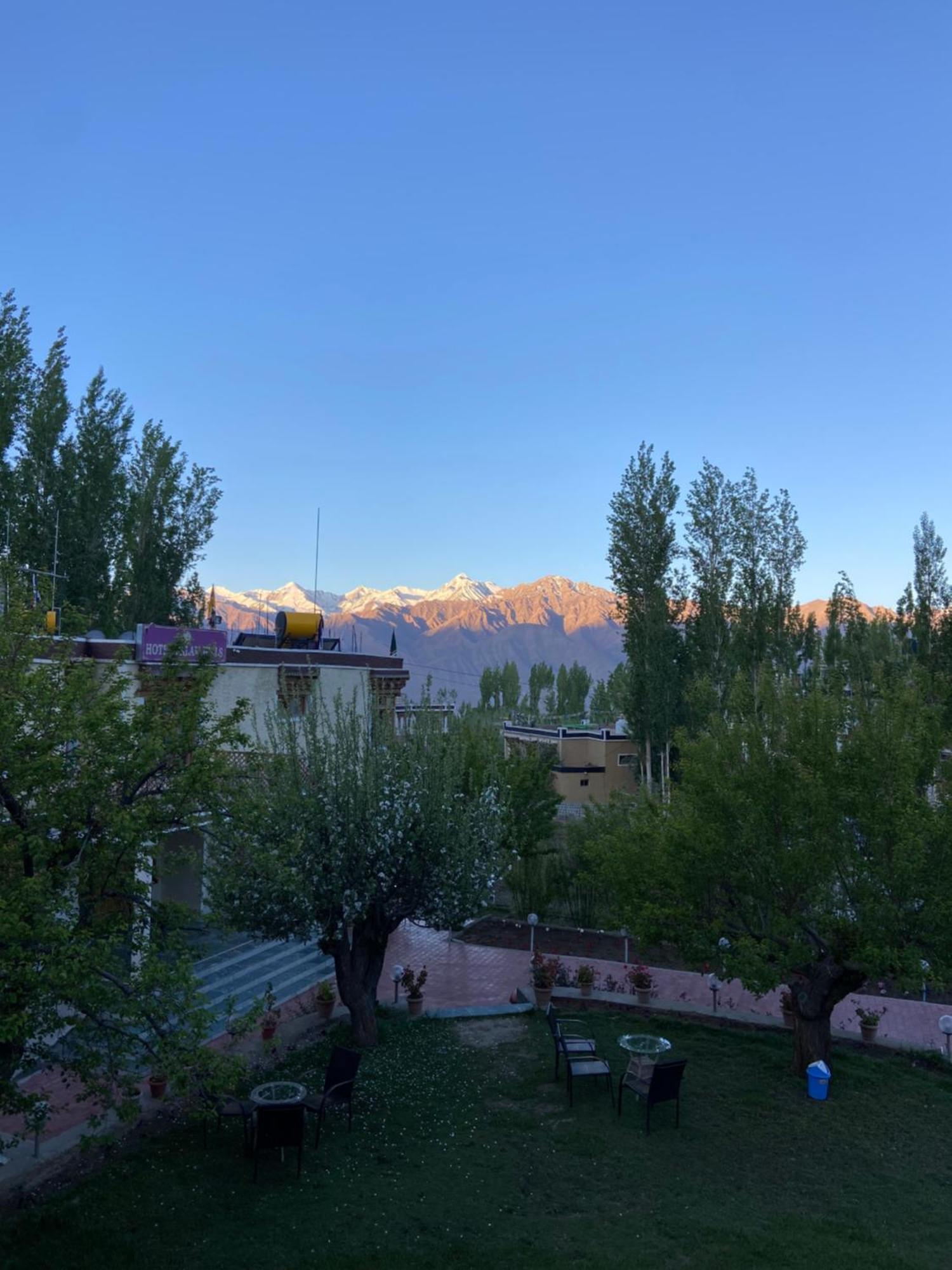 Hotel Palam Hills Leh Exterior photo